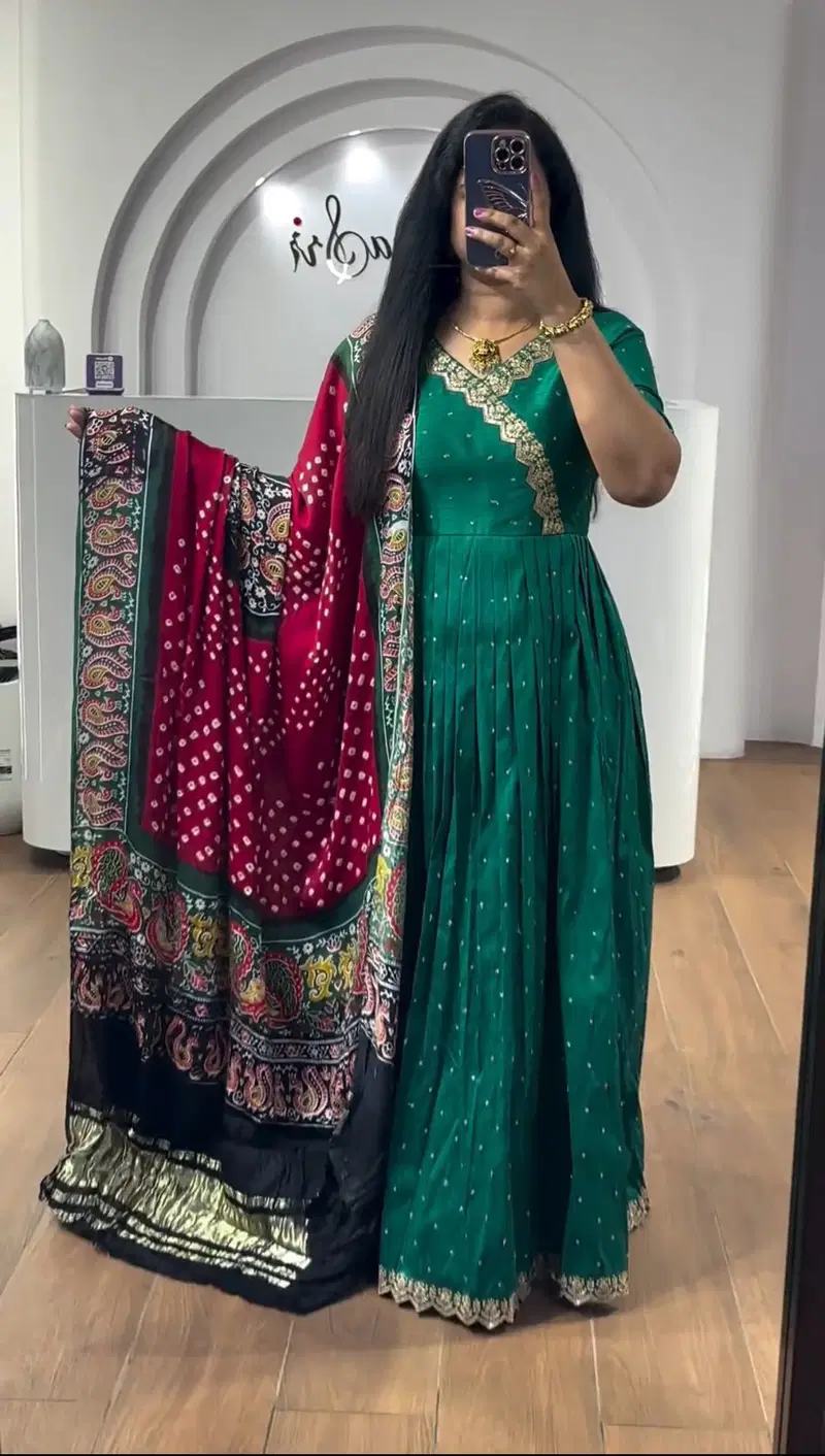 PC 407 Heavy Chinon Designer Gown With Dupatta Wholesale Shop In Surat